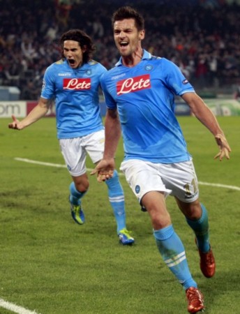 勇士队在与 勇士队在与